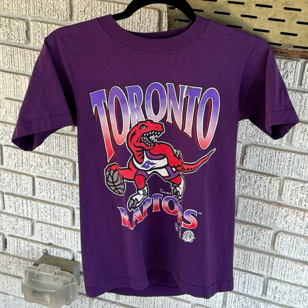 NBA (Ravens Athletic) - Toronto Raptors Single Stitch T-Shirt 1994 Small no Tag